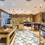 Express - - Alexanderplatz By Ihg Hotel 3*