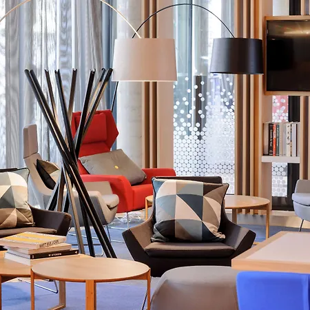 Holiday Inn Express - Berlin - Alexanderplatz By Ihg 3*