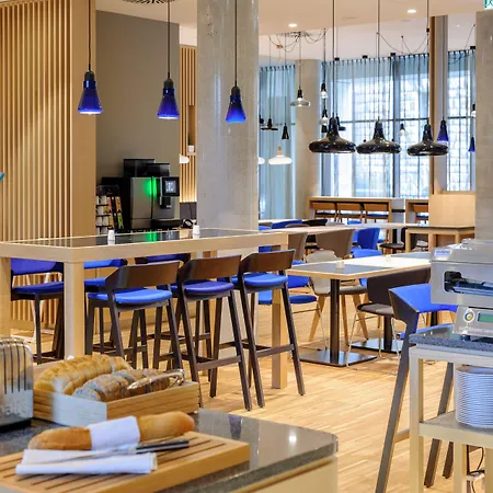 Hotel Holiday Inn Express - Berlin - Alexanderplatz By Ihg