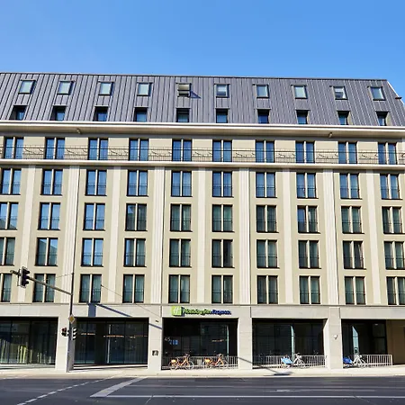 Hotel Holiday Inn Express - Berlin - Alexanderplatz By Ihg 3*