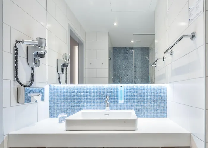 هوليداي إن اكسبرس - - ألكساندربلاتس