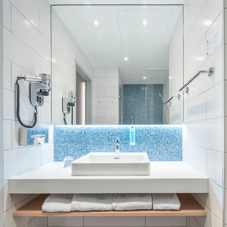 Express - - Alexanderplatz By Ihg Hotel 3*